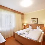 아파트호텔 Gartenresidence Zea Curtis 3*
