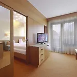 アパートホテル Gartenresidence Zea Curtis メラーノ