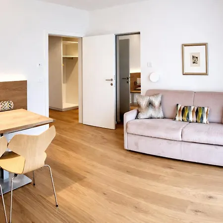 Hotel apartamentowy Gartenresidence Zea Curtis